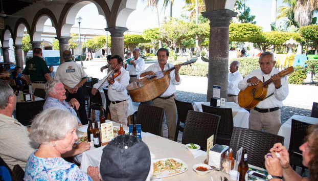 Excursão a Colima e Comala - Foto 3, Restaurante com música ao vivo