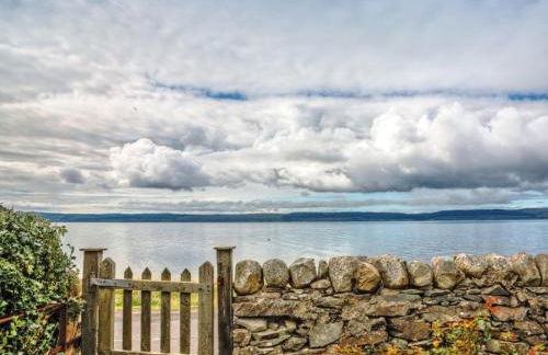 The Apostles - Photo 10