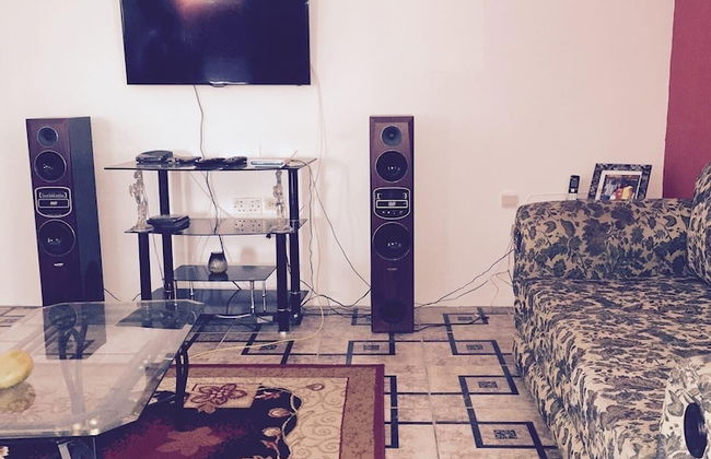 Immaculate 2-bed Apartment in Spanish Town - Foto 1