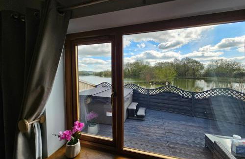 Lakefront Lodge with Hot Tub - Muscovy Lodge - Foto 22