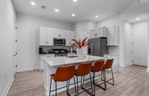 Mega Sized Luxury - Up to 24 Ppl - Downtown Access - Foto 53