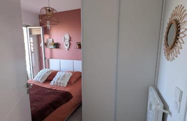 T2 cosy proche de Nice - a 2 min à pied de la plage - Foto 12