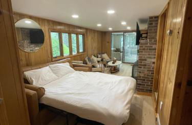 Intimate Cabin Private Dock - Photo 4