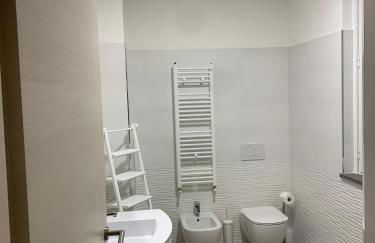 Incanto sul mare con enorme terrazza e piscina - Foto 27