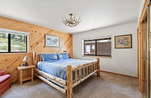 Cozy 3BDR - 1 Minute to the Beach! - Foto 3