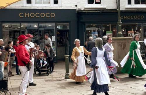 Lovely Central Horsham Home - Foto 26