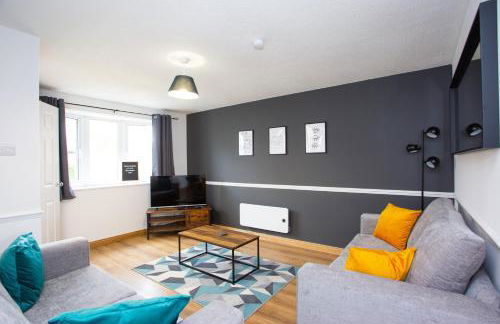 GERARD WALK - Spacious Home, High Speed Wi-Fi, Free Parking, Garden - Foto 1