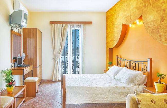 Golden Sun Hotel - Foto 27