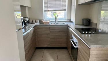 Spacious 2-bedroom house with free parking - Foto 4
