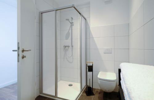 Travel Art Boardinghouse - Photo 14