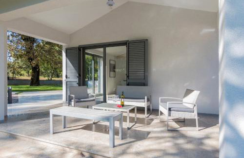 Villa Stepančić - large garden and heated pool - Foto 34