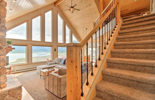 Breathtaking Views Twin Lakes Retreat with Deck - Foto 18