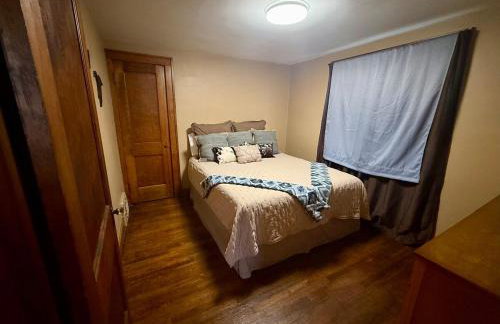 Home 7 beds, 2 baths Farmstay at Pygmy Goat Farm Byron Center Michigan - Foto 19