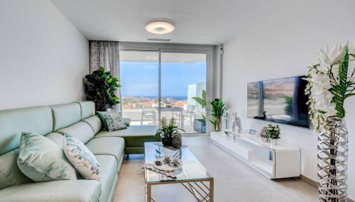 Luxury apartment. Heated Pool. AC. Ocean view! - Foto 3