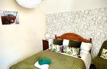 Park Road Holiday Home - Spacious 3 bedroom house with garden near Edinburgh - Photo 9