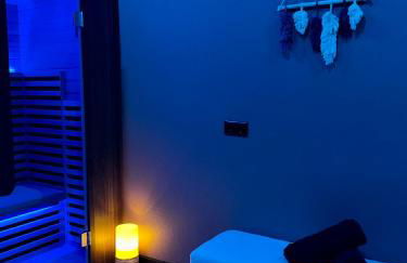 Suite mit Whirlpool, Sauna, Pole Dance und mehr - Foto 14