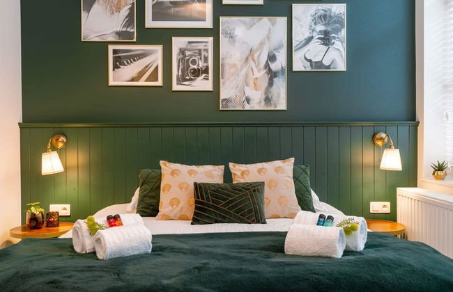 Art Deco Style Studio in the Heart of Bruges - Photo 25