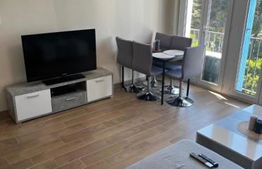 Appartement, vue sur l’étang, proche aéroport. - Photo 14