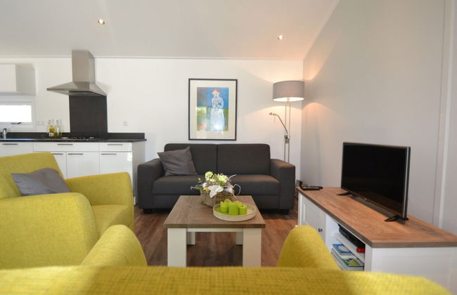 Beautiful House With Covered Terrace, Located in a Holiday Park in Rhenen - Photo 59