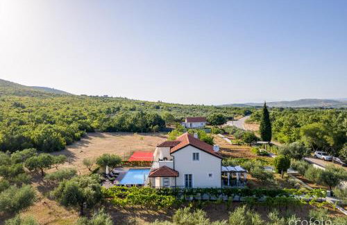 Grandfather's House - Photo 6