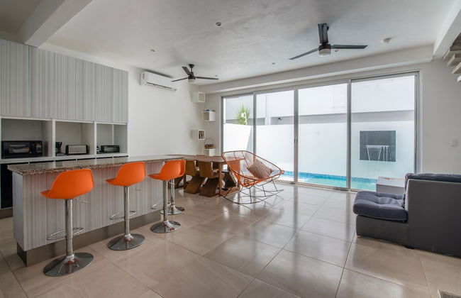 House in Cancun Near to the Airport, in a Family Neighborhood - Foto 1