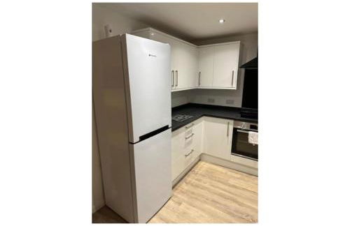 Cosy 2 Bed House near Birmingham Airport & NEC - Foto 9