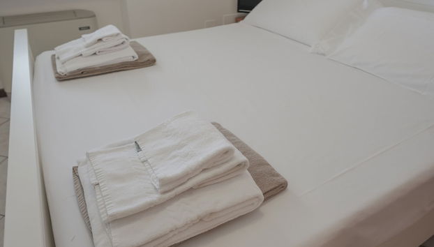 Apt24 - Trilocale Vicino al Lago con Posto Auto - Foto 5, Habitación