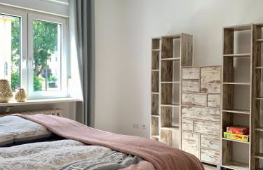 Erdgeschoss-Wohnung mit 2 Schlafzimmern, Balkon und Parkplatz - Foto 12