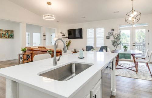 Seasonal Pool, Balcony Quiet and Cozy Aurora Condo! - Foto 15