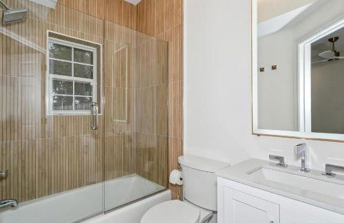 Downtown Pensacola 2B Townhome - Foto 18