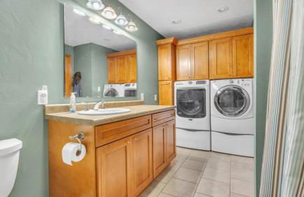 Beautiful private home in the woods BONUS Hot Tub - Foto 12