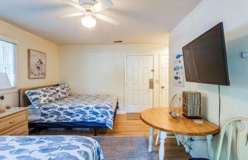 Condo with Golf Course Views Less Than 1 Mi to Sunset Beach! - Foto 23