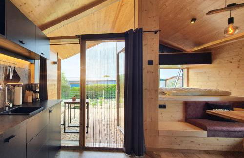Werder Chalet -- COZYKOJE -- Ostsee Strand 150m I Sauna I eKamin I Tiny House mit Meerblick I 2 Pers und Kind I by "Meyers am Meer" - Foto 7