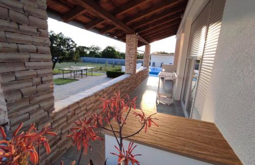 Holidayhouse Alirio with heated pool. - Foto 6