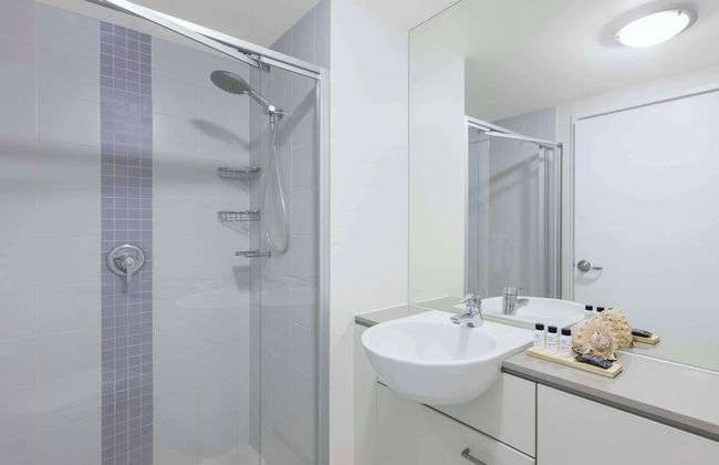 Oaks Brisbane Casino Tower Suites - Photo 34