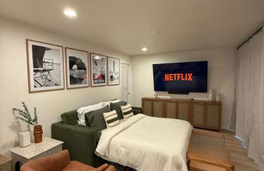 Beach Paradise- 4 min walk from beach - Foto 1