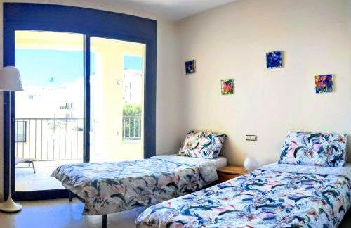 Spacious apartment with 3 pools & gym - Foto 25