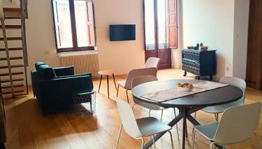 Trincu Apartment - Photo 5