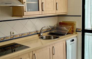 Apartamento en Islantilla playa con 2 terrazas, aire acondicionado y WIFI fibra - Photo 22