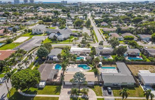 Home wpool by PMI unit DFS - Photo 2