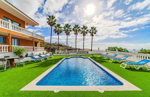 Authentic Canarian villa with Pool and ocean views - Foto 1