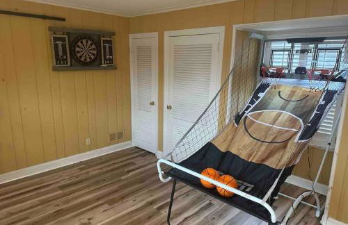 Serene Stay - Stylish House Close to NYC - Foto 40