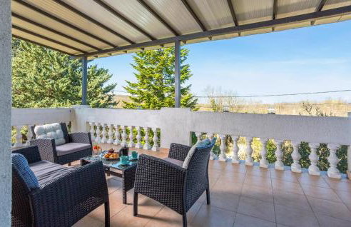 3 Bedroom Amazing Home In Malinska - Foto 13