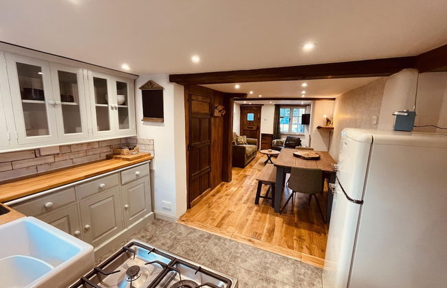 Charming Cottage Sleeps 4 With Sauna - Foto 11