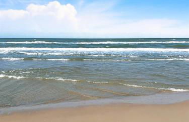 Amazing Bay View, Boat docks, and easy walk to the Beach - Photo 22