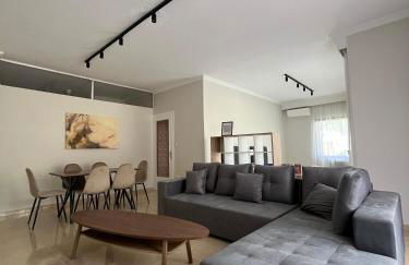 J&N Living - Photo 37