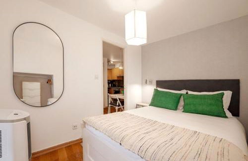 Contemporary Apartment Chiado 2 - Photo 12