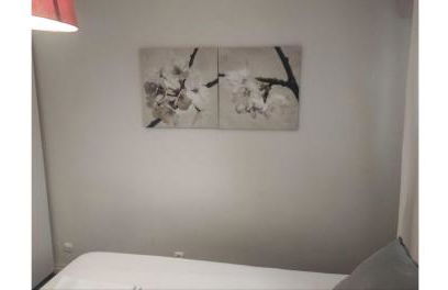 Large Contemporary Apartment with Three-Bedroom - Foto 17