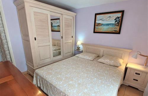 Gîte LES PINS climatisé piscine jardin parking - Foto 18