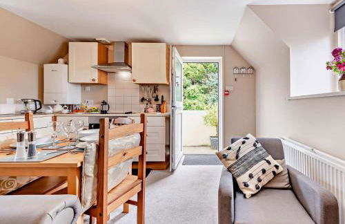 2 Bed in Cosheston oc-fb059 - Foto 3